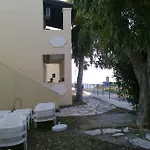 Front Salvanos * Acharavi (Corfu)