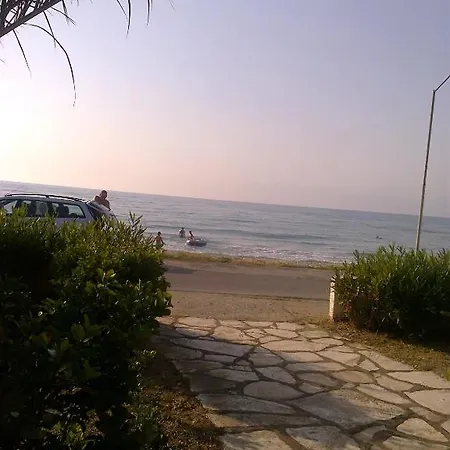 Front Salvanos Acharavi (Corfu)