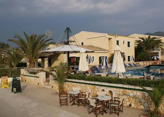 Front Salvanos Αχαράβη