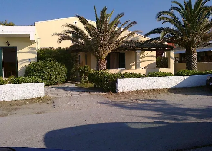 Front Salvanos Αχαράβη