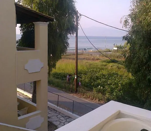 Διαμέρισμα Front Salvanos *