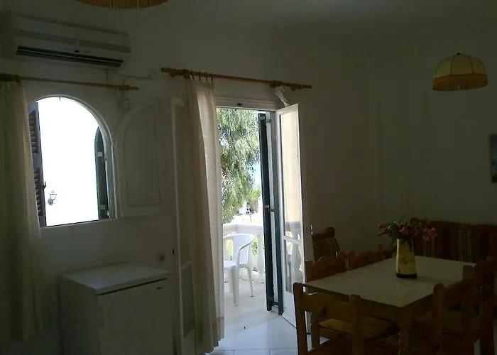 Διαμέρισμα Front Salvanos Αχαράβη