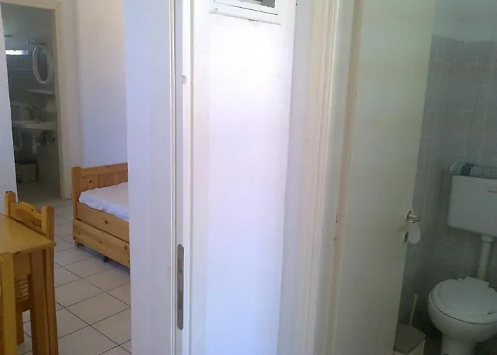 Front Salvanos * Αχαράβη