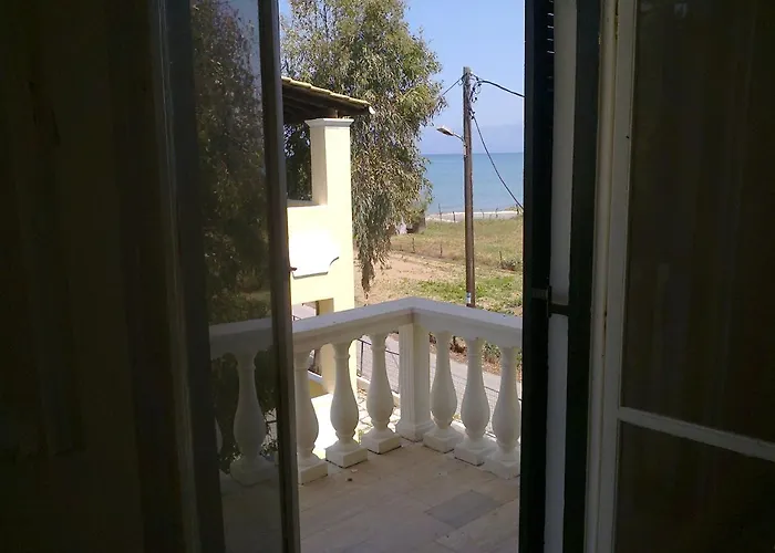 Διαμέρισμα Front Salvanos