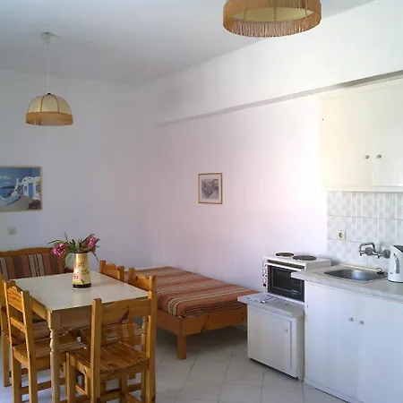 Front Salvanos Apart-hotel Acharavi (Corfu)