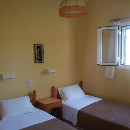 Front Salvanos Aparthotel 2*